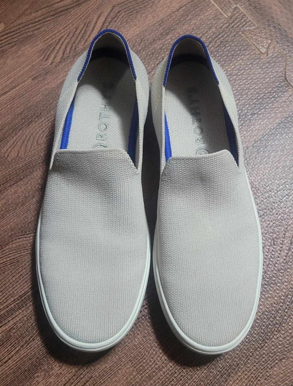 Rothys The Original Slip On Sneaker Beige Sand Women’s Size 9.5 Comfort Shoes